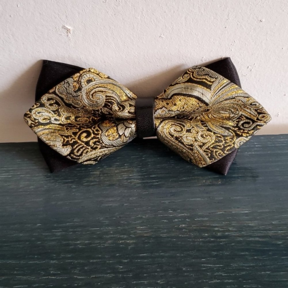 Elegant Bow Tie